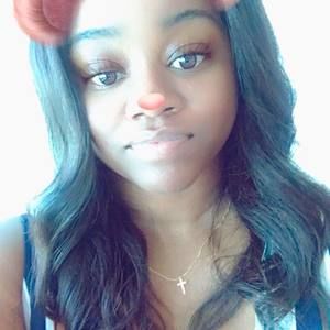 Meet your Posher, Lucy